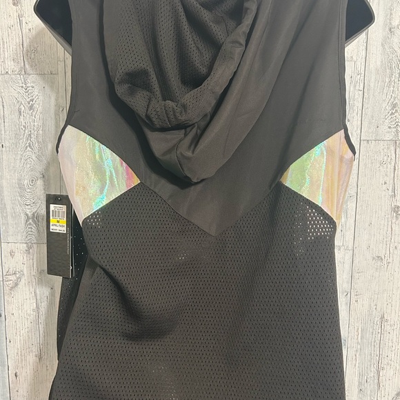 NWT Women’s Jessica Simpson’s line The warm up vest size M - Picture 4 of 6